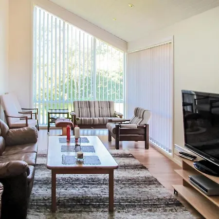 5 Bedroom Lovely In Kleppe